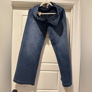 Kut Women’s Dark denim flair jeans